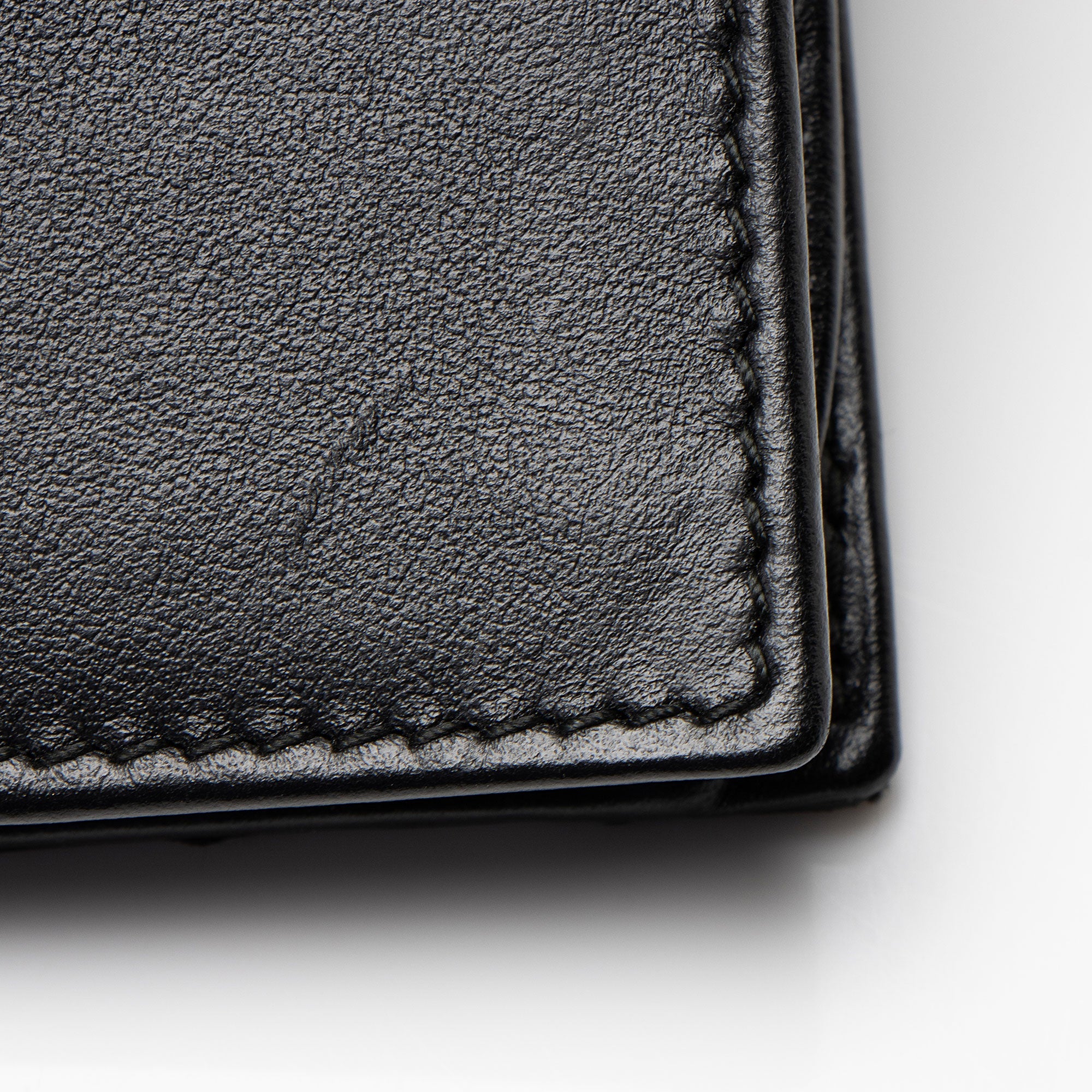 Gucci Matelasse Leather GG Marmont Card Wallet