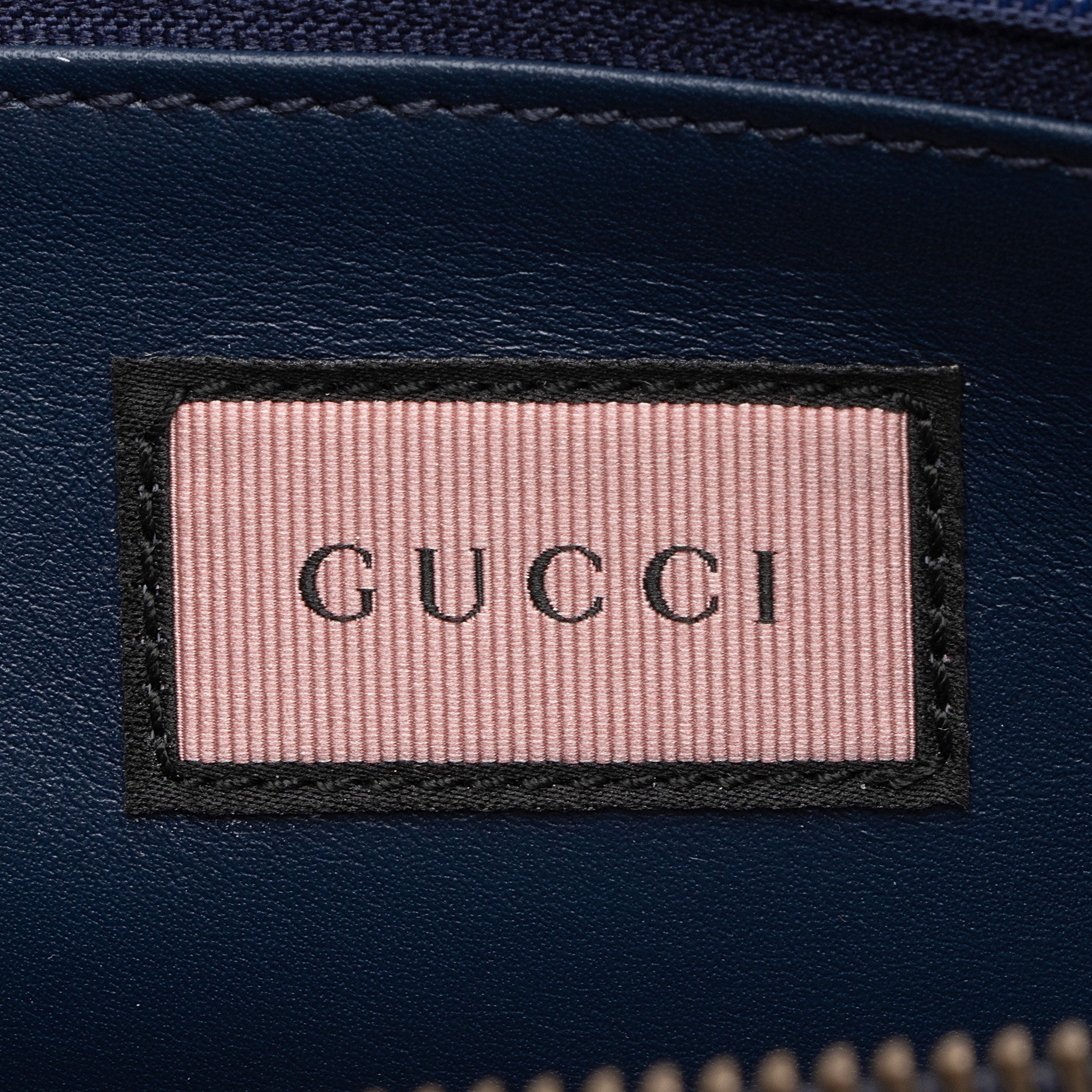 Gucci Matelasse Leather GG Marmont Ghost Zip Around Wallet (SHF-Mkg7g9)