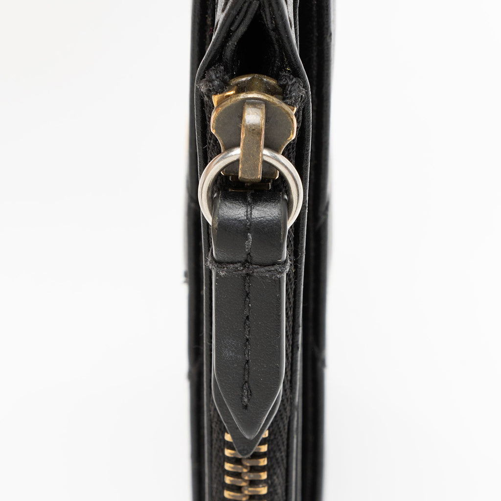 Gucci Matelasse Leather GG Marmont Keychain Card Holder