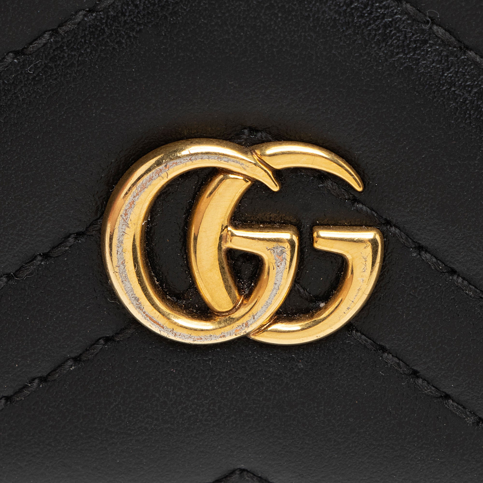 Gucci Matelasse Leather GG Marmont Keychain Card Holder