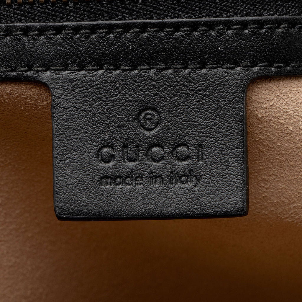 Gucci Matelasse Leather GG Marmont Medium Flap Bag (SHF-maxMO9)