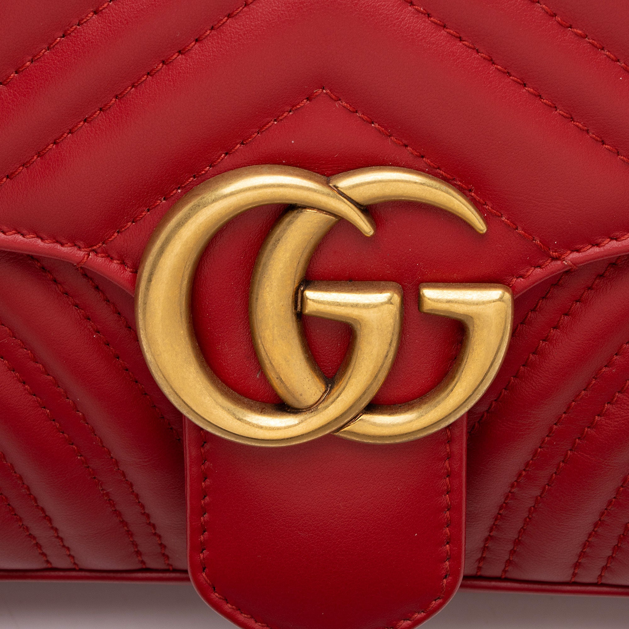Gucci Matelasse Leather GG Marmont Medium Flap Bag