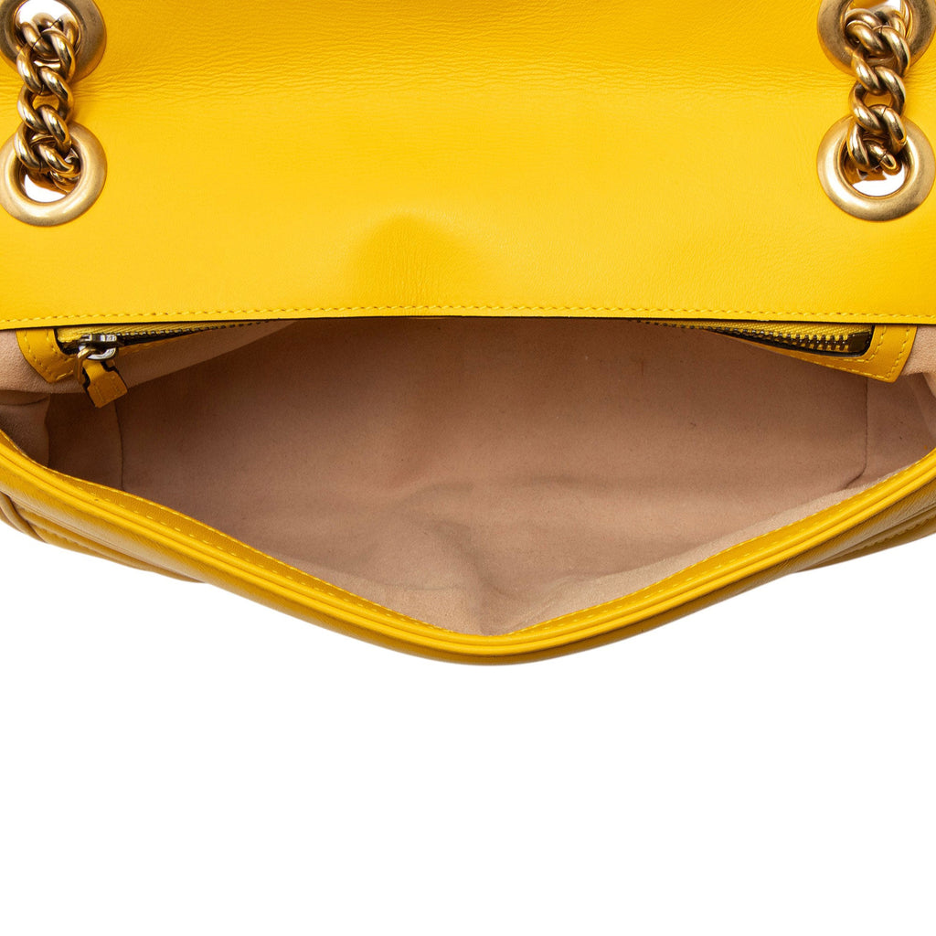 Gucci Matelasse Leather GG Marmont Medium Flap Bag