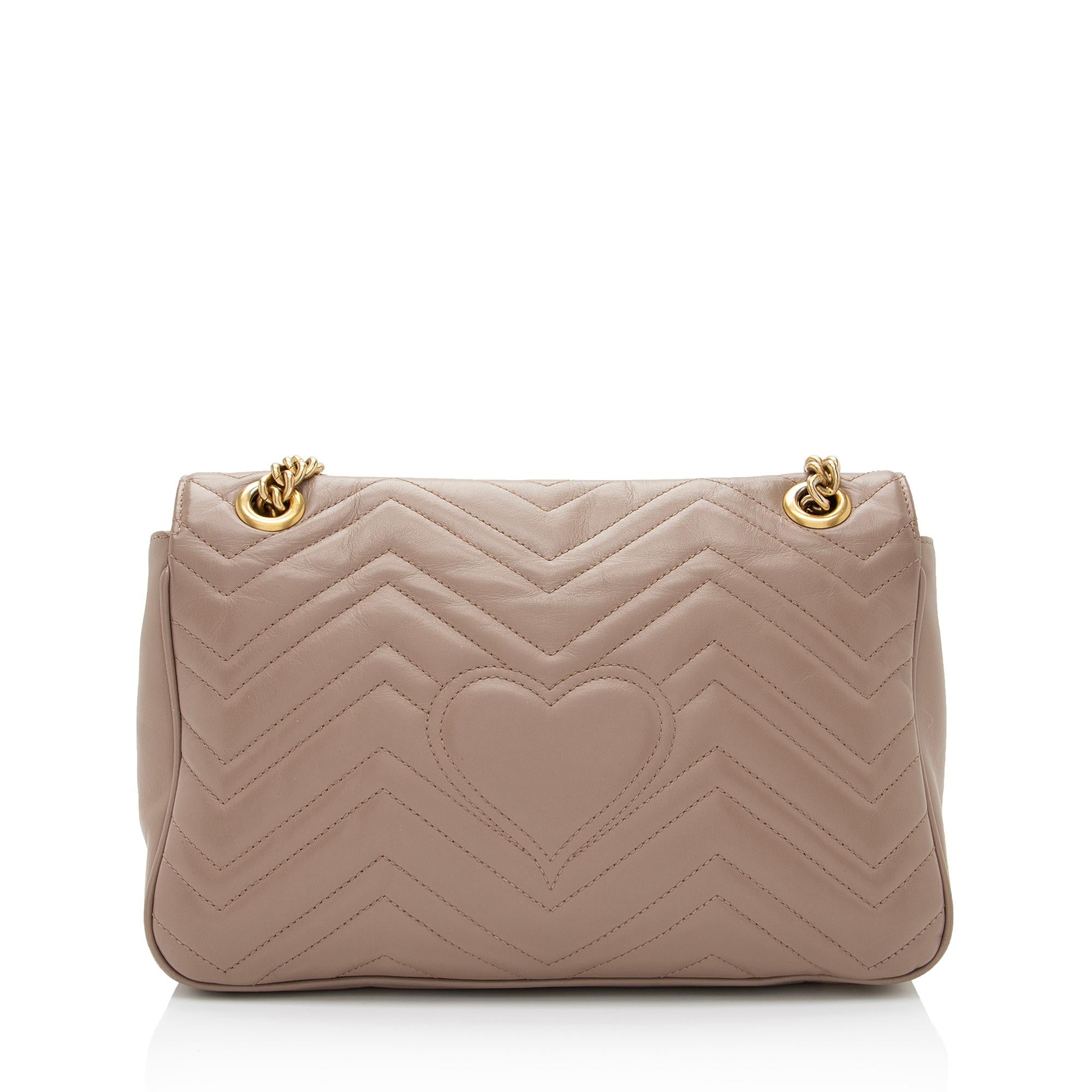 Gucci Matelasse Leather GG Marmont Medium Flap Shoulder Bag (SHF-tSeuq4)