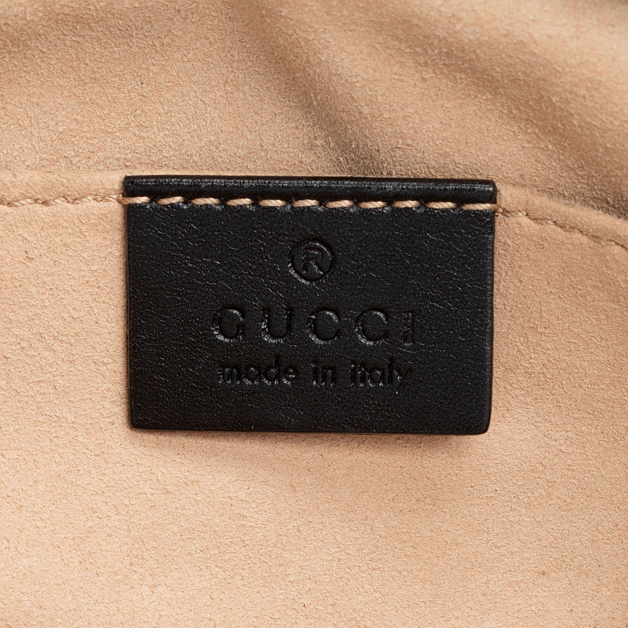 Gucci Matelasse Leather GG Marmont Mini Bag (SHF-MVP7lQ)