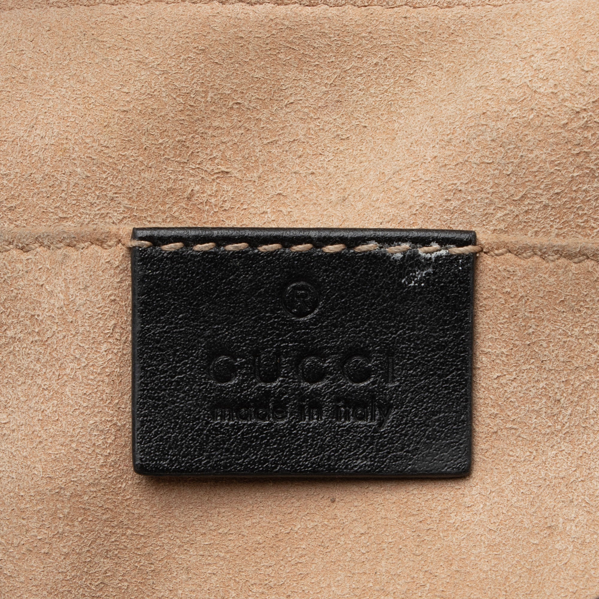 Gucci Matelasse Leather GG Marmont Mini Bag (SHF-K2ithf)