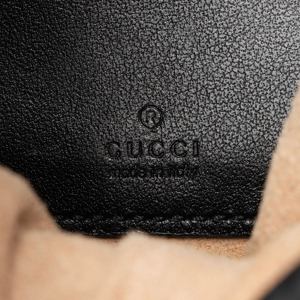 Gucci Matelasse Leather GG Marmont Mini Bucket Bag (SHF-Umtahx)