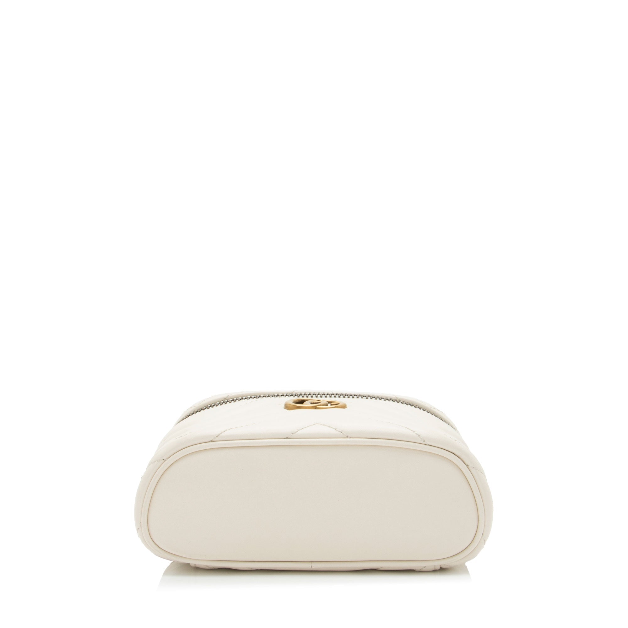 Gucci Matelasse Leather GG Marmont Mini Vanity Top Handle (SHF-OIkIzL)