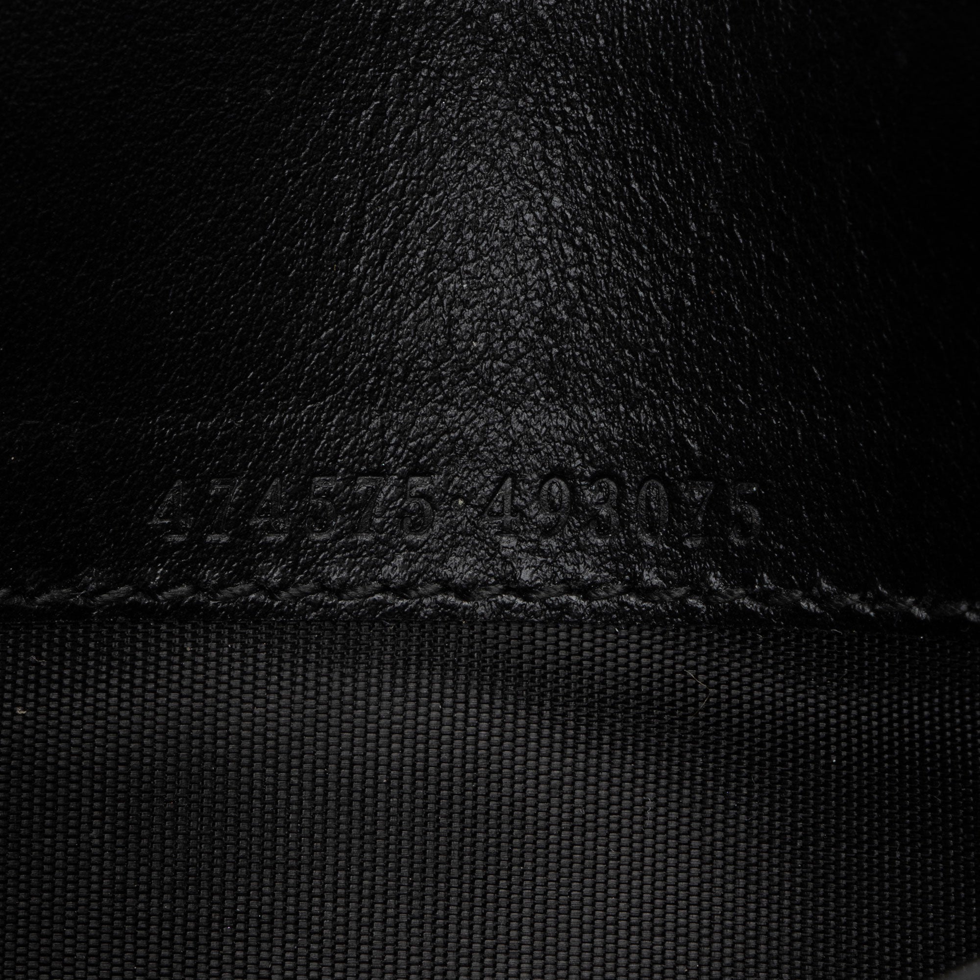 Gucci Matelasse Leather GG Marmont Mini Wallet on Chain Bag (SHF-LtbPoF)