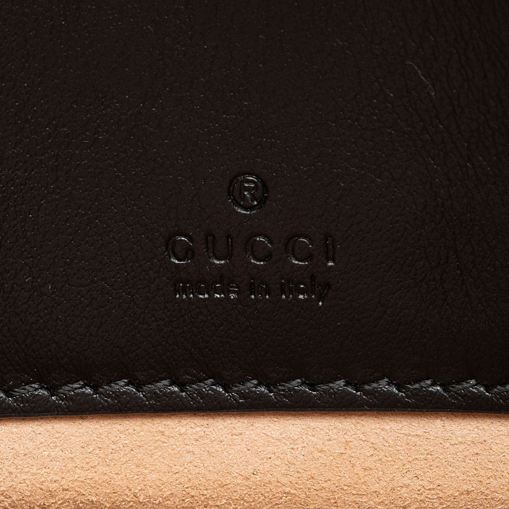 Gucci Matelasse Leather GG Marmont Round Wristlet (SHF-Zt6z5J)