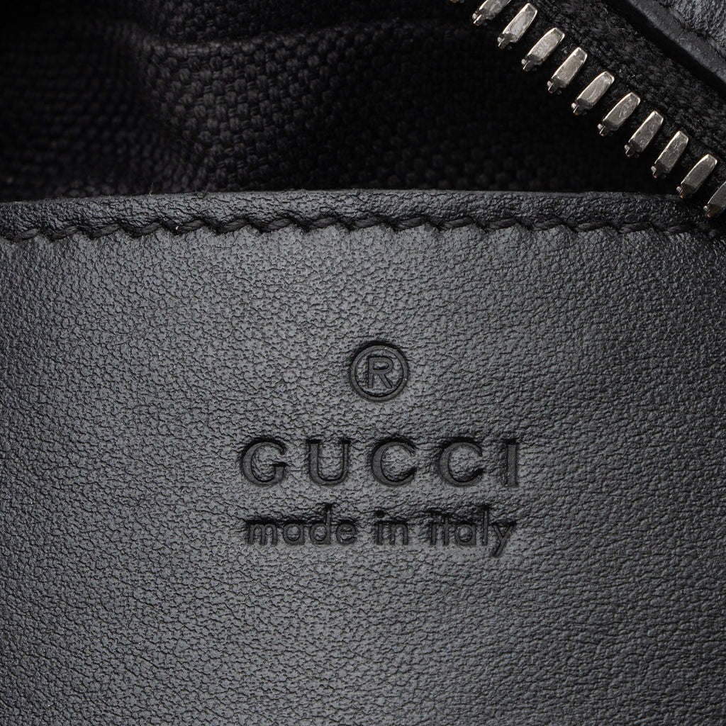 Gucci Matelasse Leather Monochrome GG Marmont Small Camera Bag