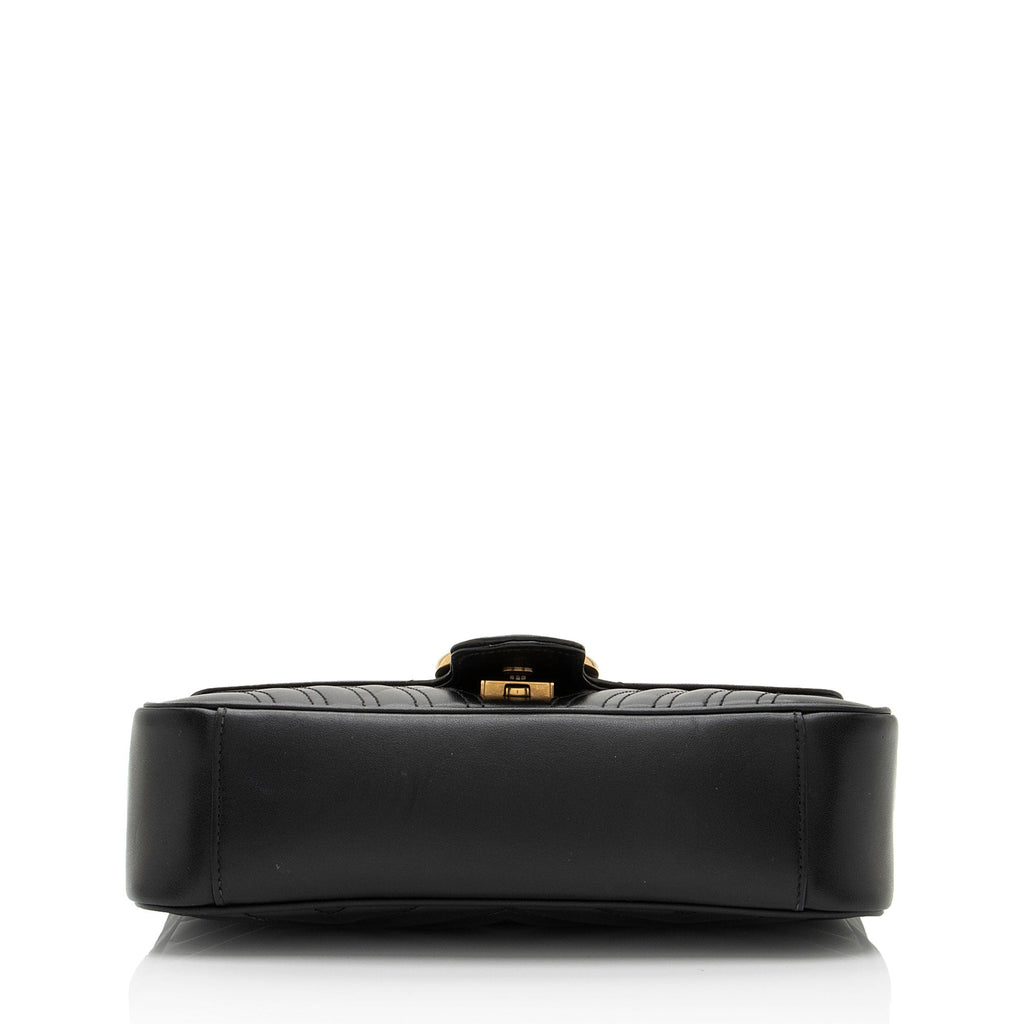 Gucci Matelasse Leather GG Marmont Small Flap Bag (SHF-Bvjama)