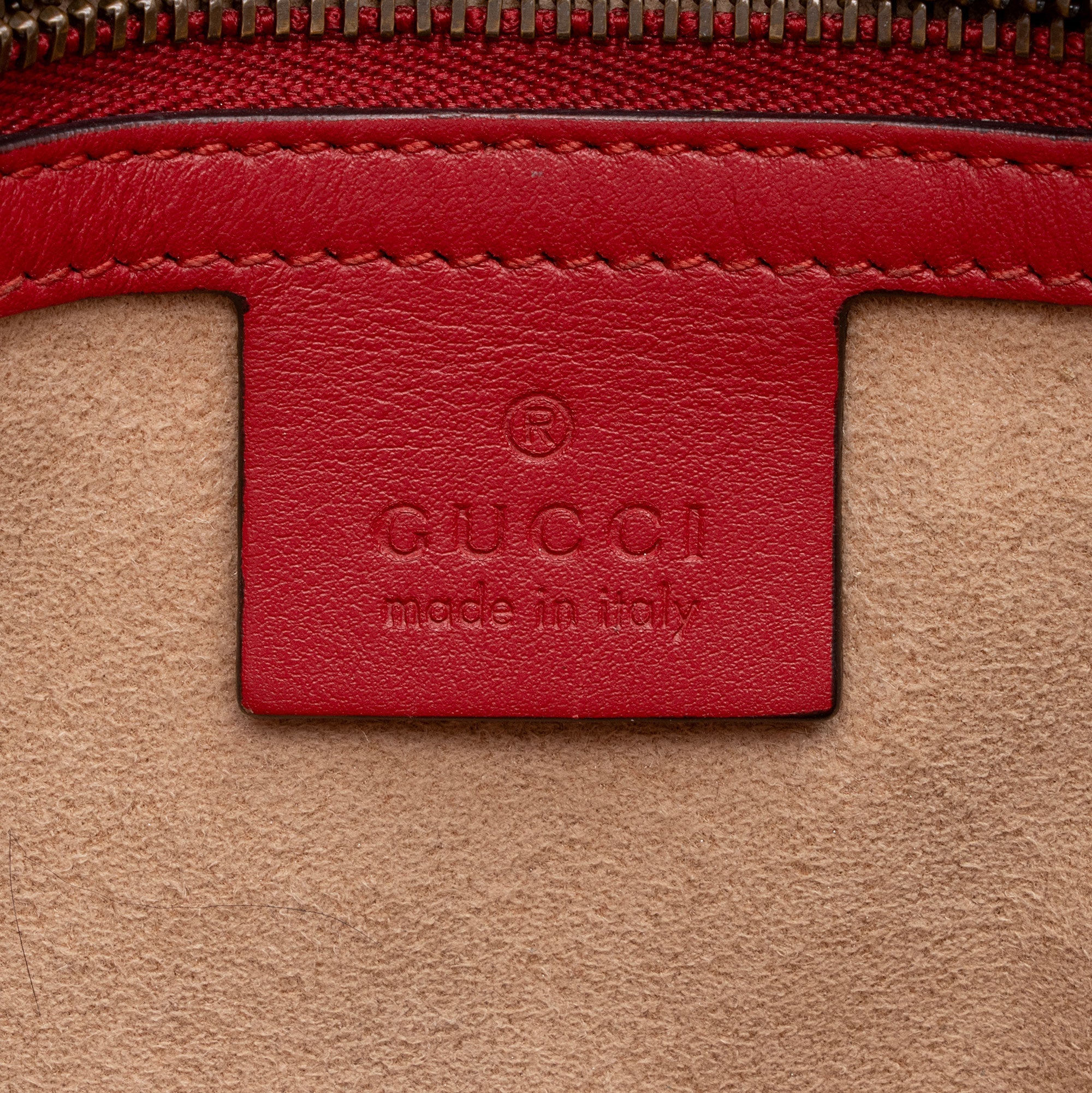Gucci Matelasse Leather GG Marmont Small Flap Bag (SHF-X3SjWs)