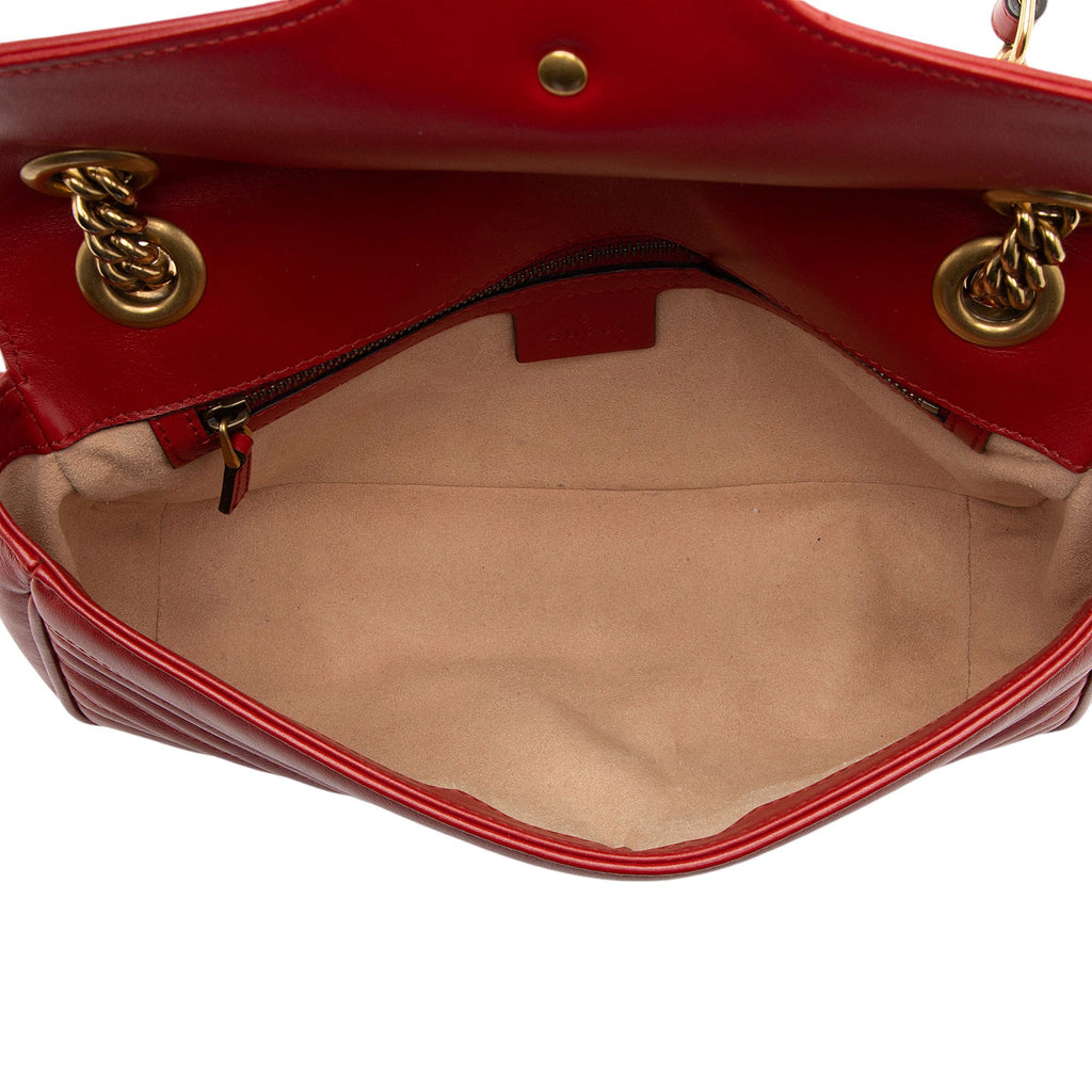 Gucci Matelasse Leather GG Marmont Medium Flap Bag