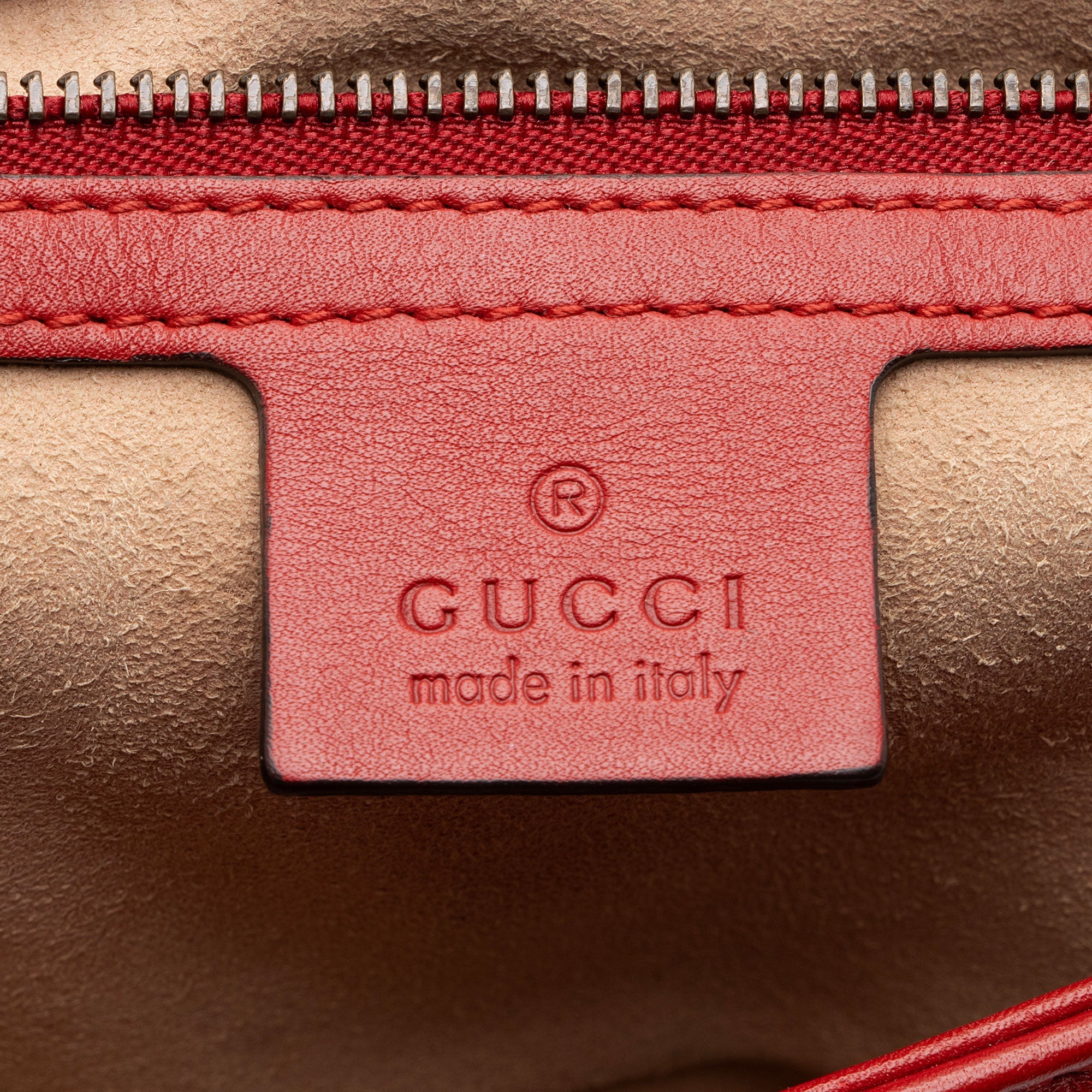 Gucci Matelasse Leather GG Marmont Medium Flap Bag