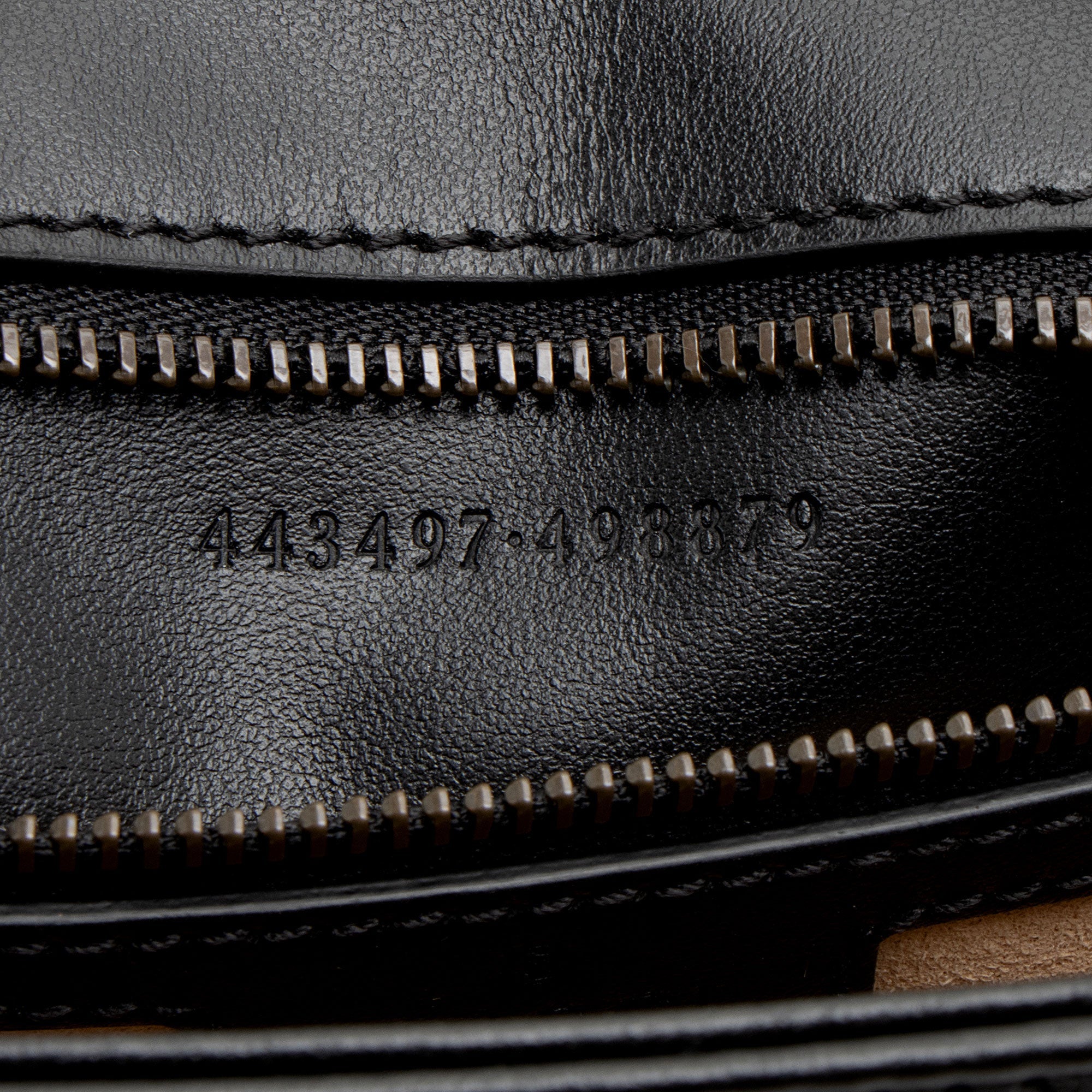 Gucci Matelasse Leather GG Marmont Medium Flap Bag