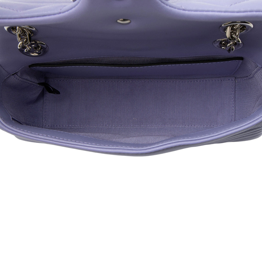 Gucci Matelasse Leather GG Marmont Small Flap Bag