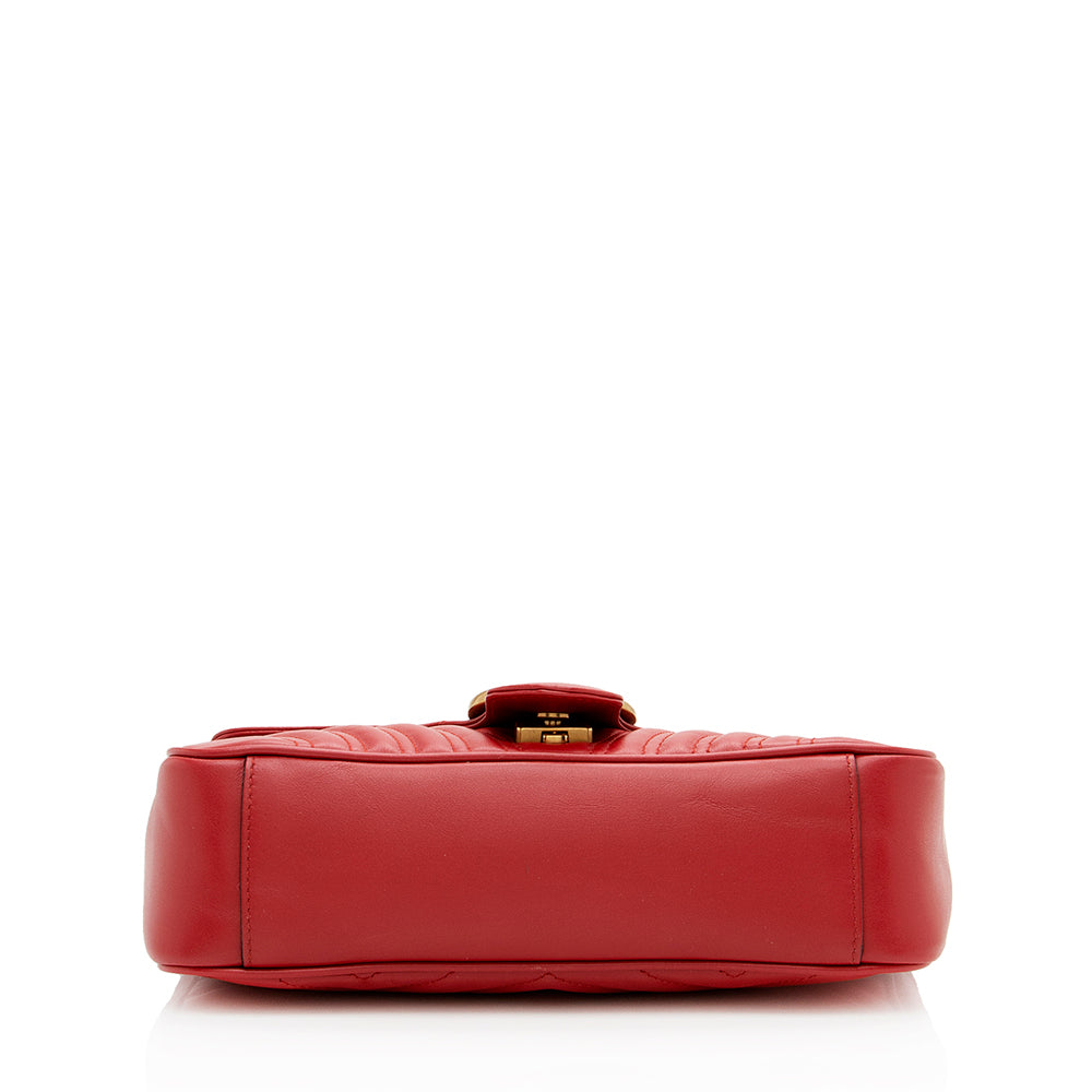 Gucci Matelasse Leather GG Marmont Small Flap Shoulder Bag (SHF-13400)