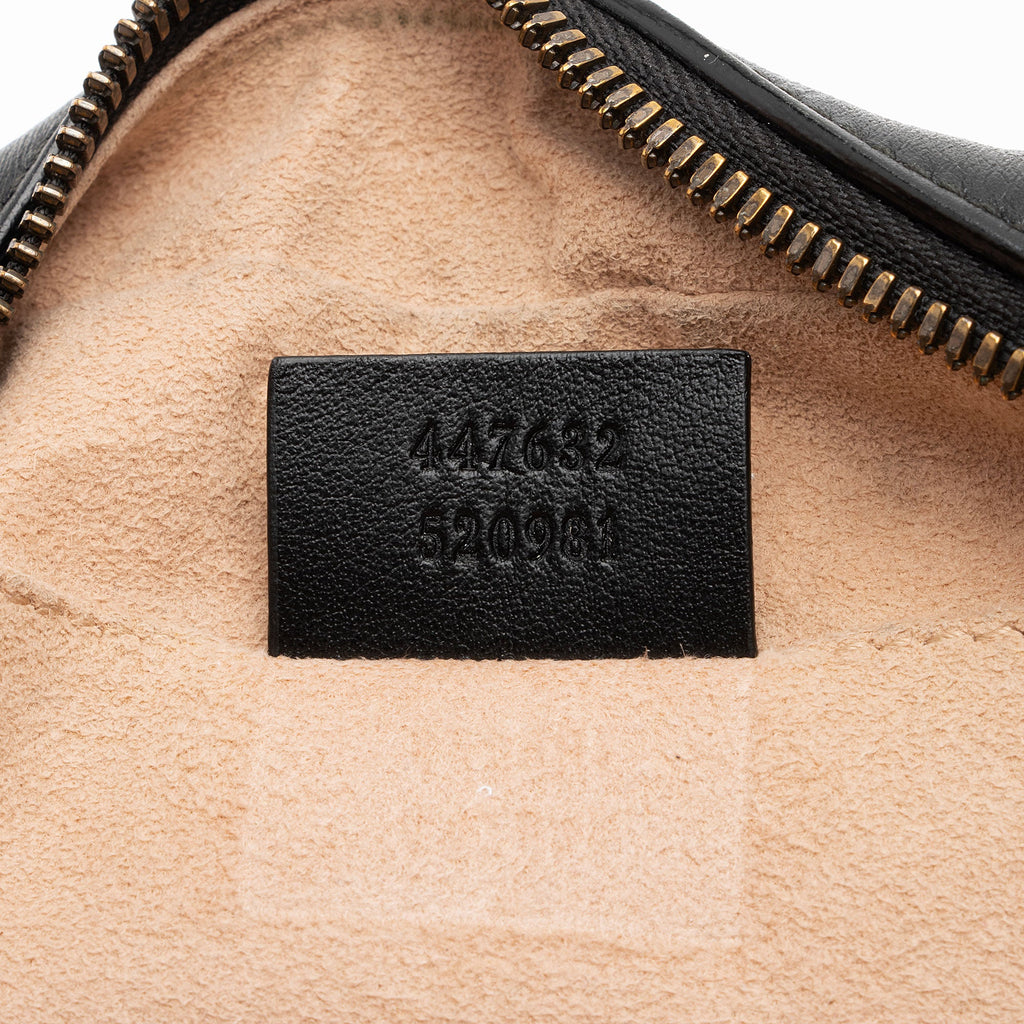 Gucci Matelasse Leather GG Marmont Small Shoulder Bag (SHF-qHsTPi)