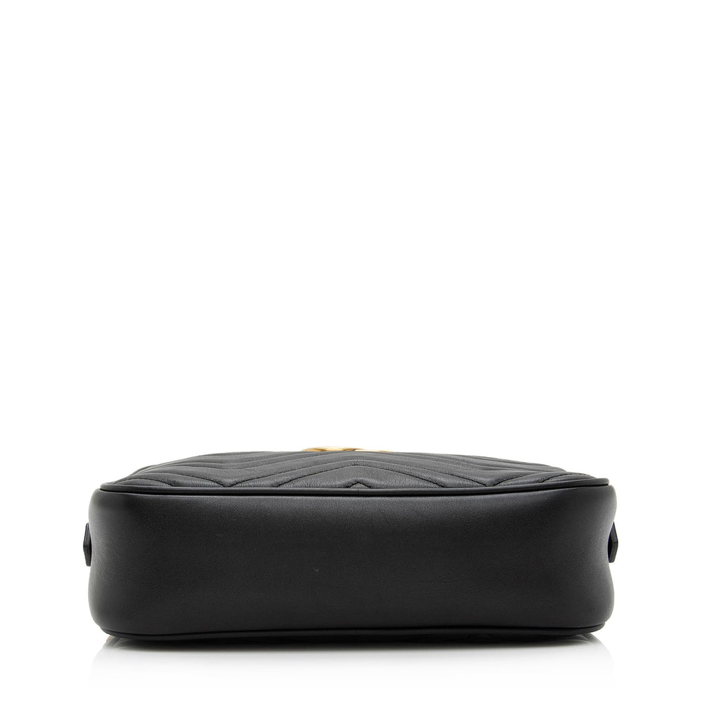 Gucci Matelasse Leather GG Marmont Small Shoulder Bag (SHF-yWuLoN)