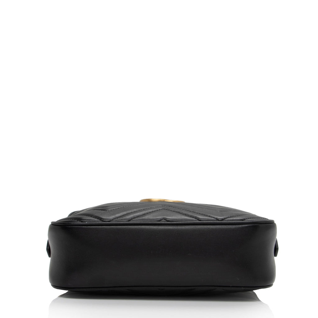 Gucci Matelasse Leather GG Marmont Small Shoulder Bag (SHF-cvEak8)