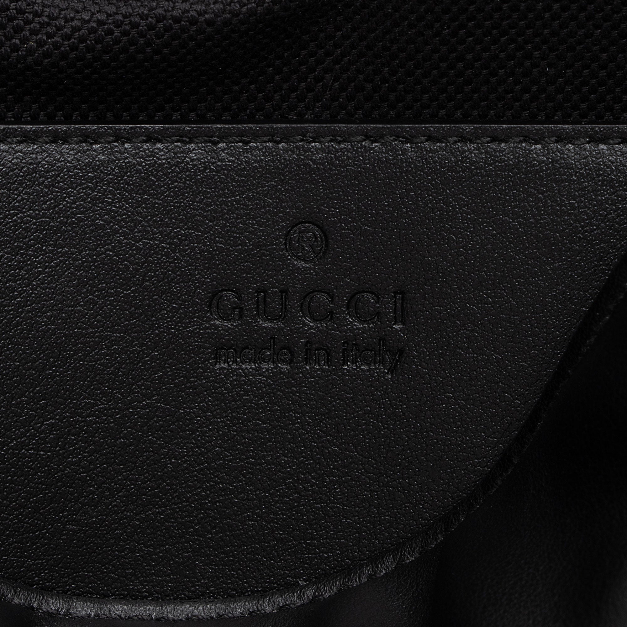 Gucci Matelasse Leather GG Marmont Square Shoulder Bag (SHF-43SCt3)