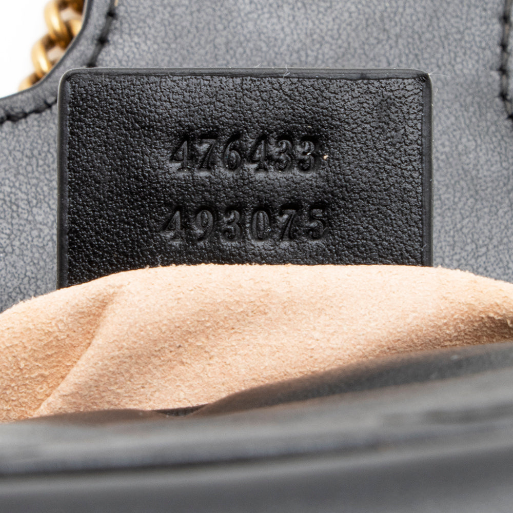 Gucci Matelasse Leather GG Marmont Super Mini Bag (SHF-19165)