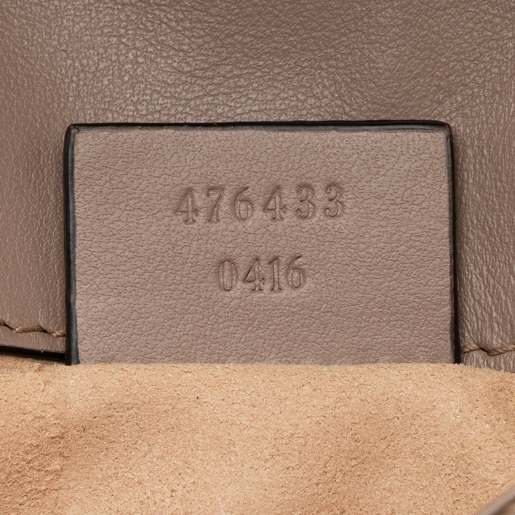 Gucci Matelasse Leather GG Marmont Super Mini Bag (SHF-gHEKBW)