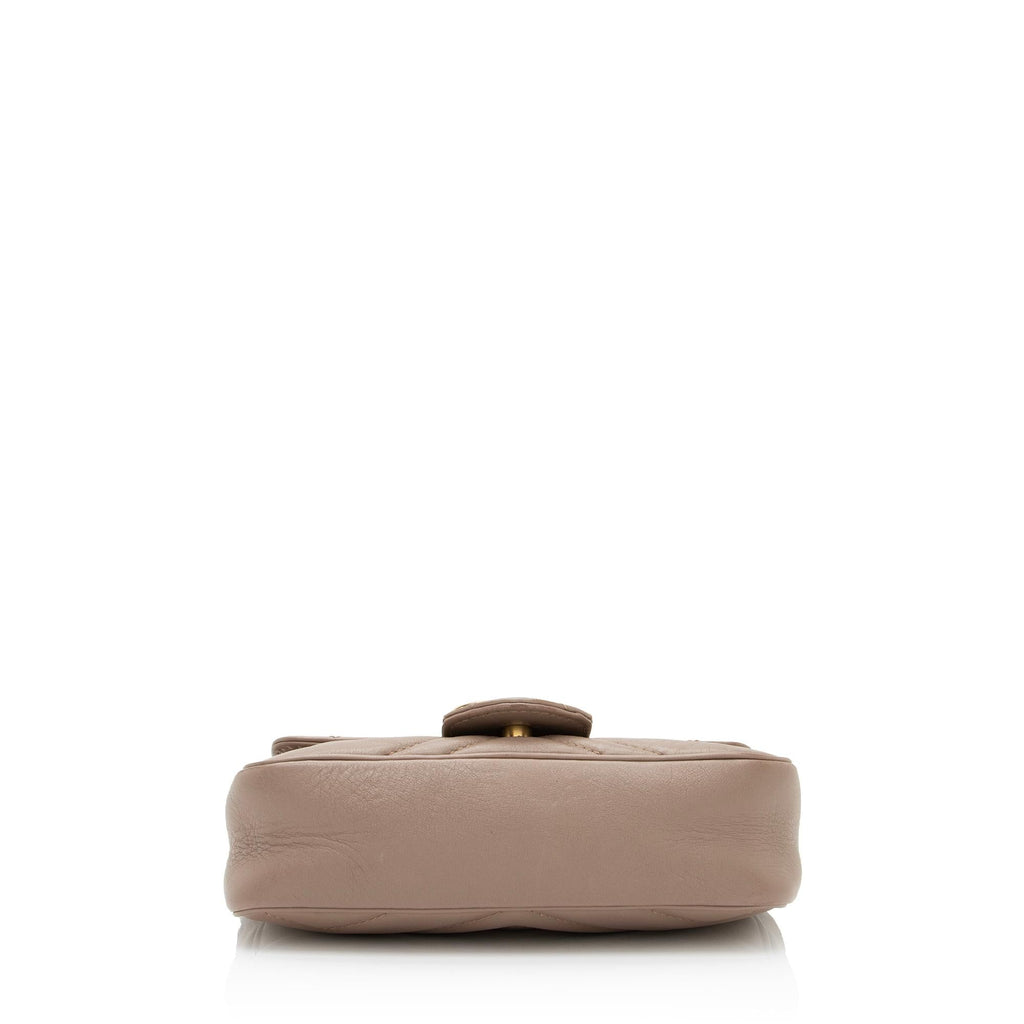Gucci Matelasse Leather GG Marmont Super Mini Bag (SHF-5Cn5zY)