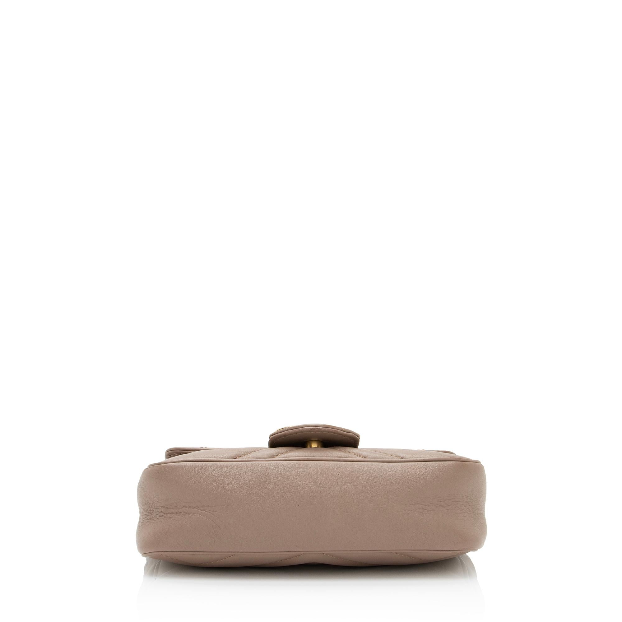Gucci Matelasse Leather GG Marmont Super Mini Bag (SHF-5Cn5zY)