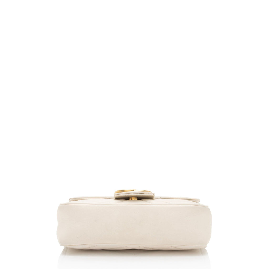 Gucci Matelasse Leather GG Marmont Super Mini Flap Bag (SHF-beHFsH)