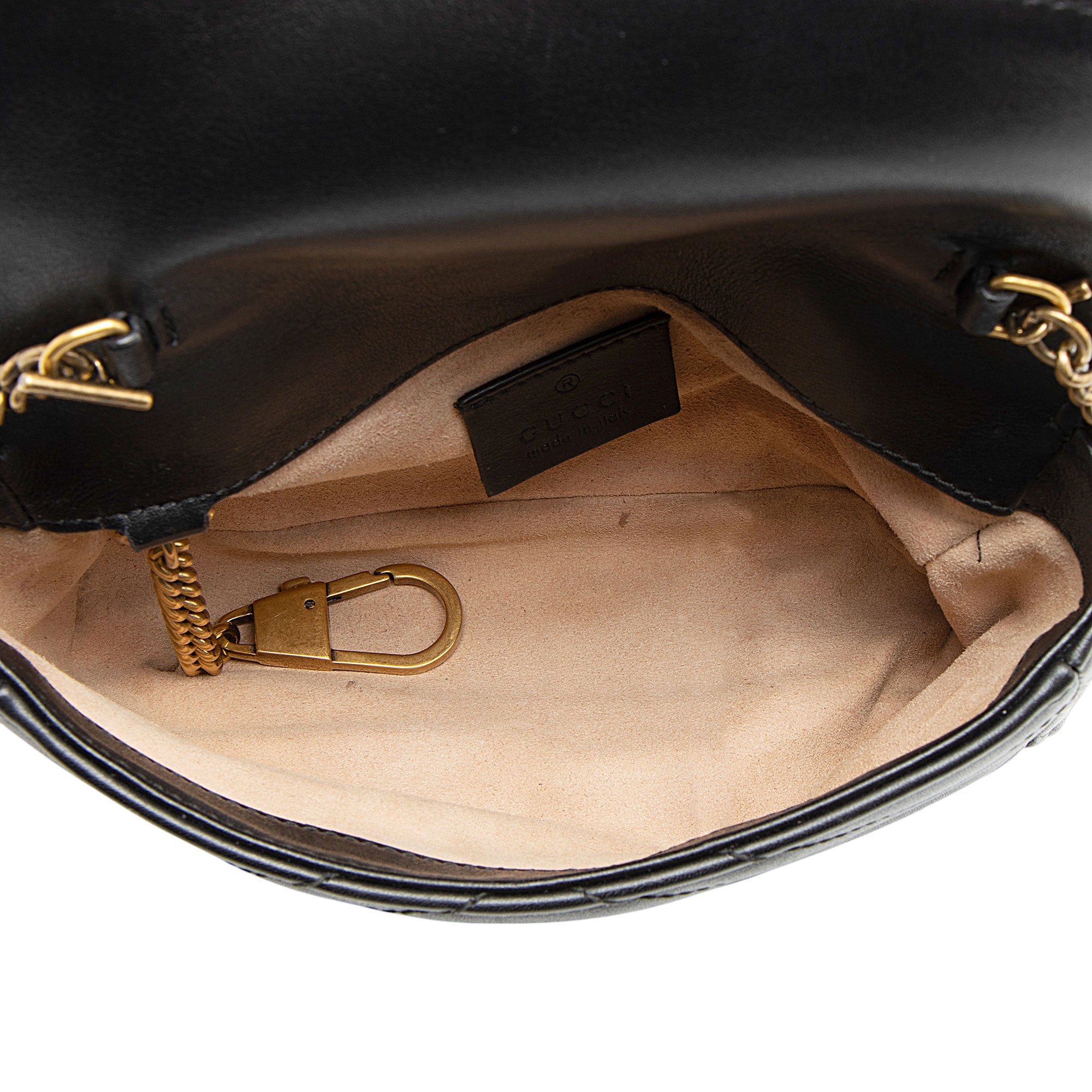 Gucci Matelasse Leather GG Marmont Super Mini Flap Bag (SHF-2hhN8g)