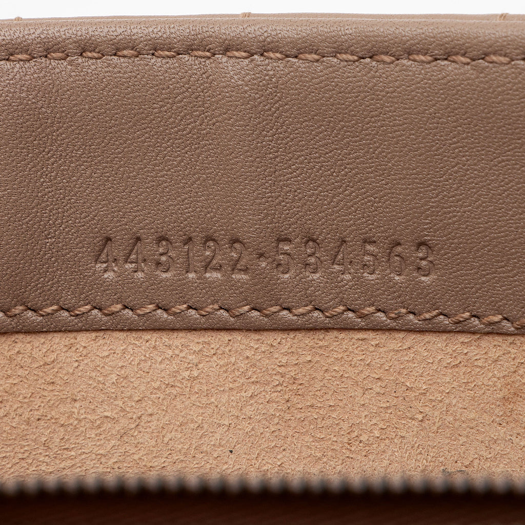 Gucci Matelasse Leather Pearl GG Marmont Flap Mini Wallet Bag (SHF-XrFkq1)