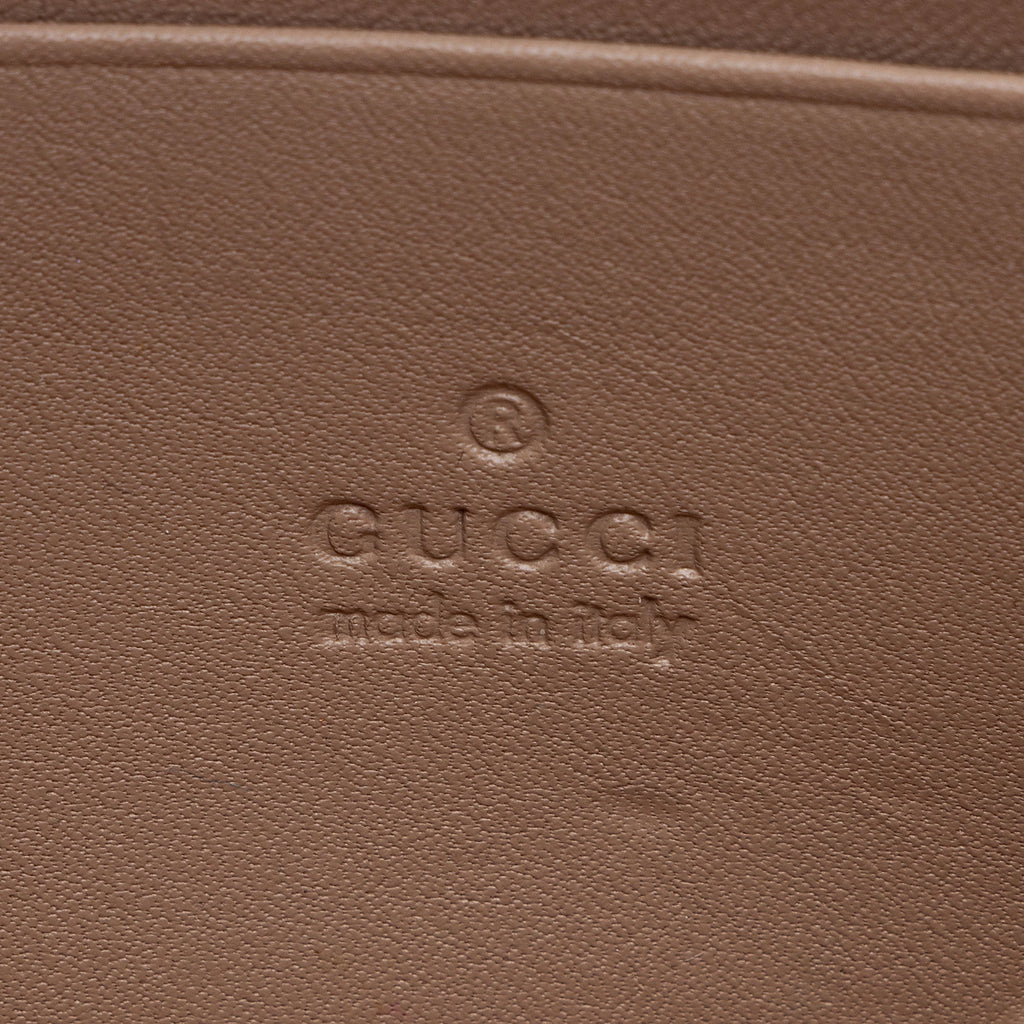 Gucci Matelasse Leather Pearl GG Marmont Flap Mini Wallet Bag (SHF-XrFkq1)