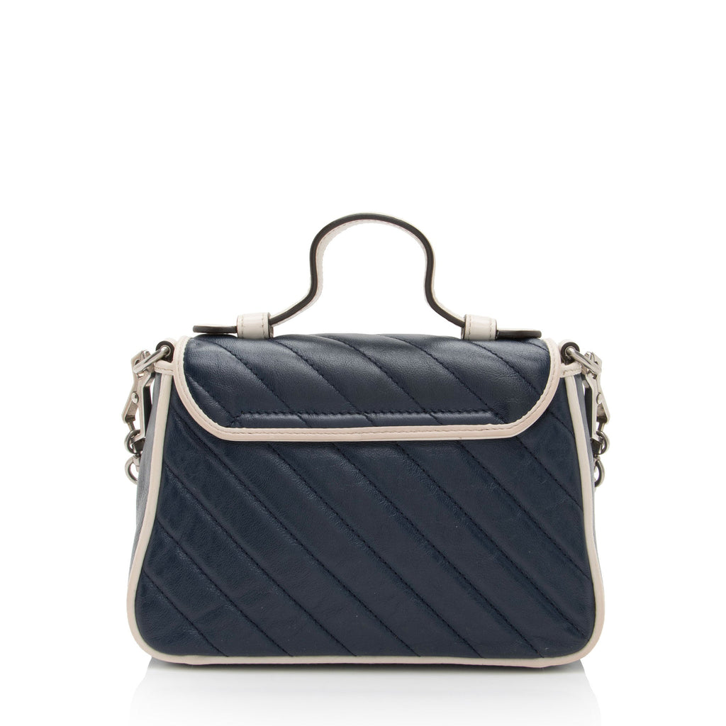 Gucci Matelasse Leather Torchon GG Marmont Mini Top Handle (SHF-MlSIP6)