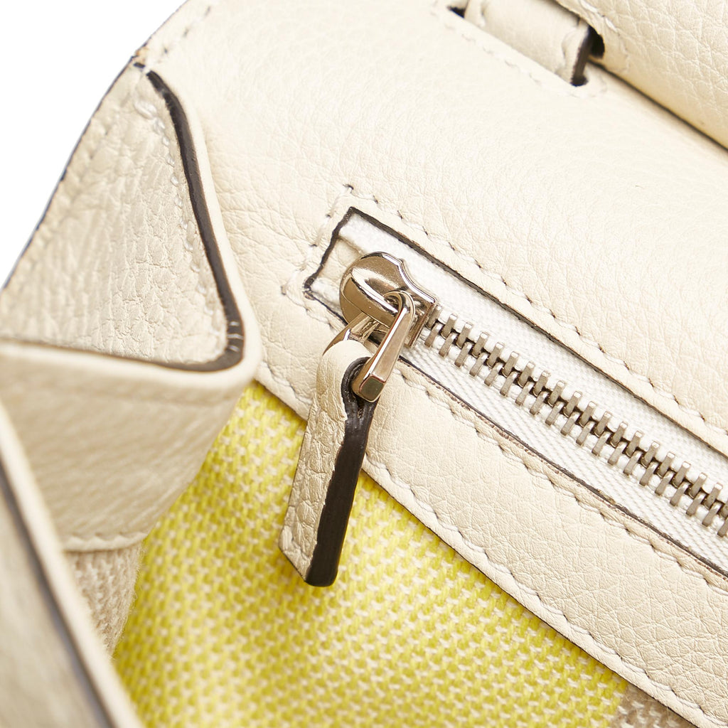 Gucci Medium Bamboo Daily Flap Leather Crossbody Bag (SHG-34409)