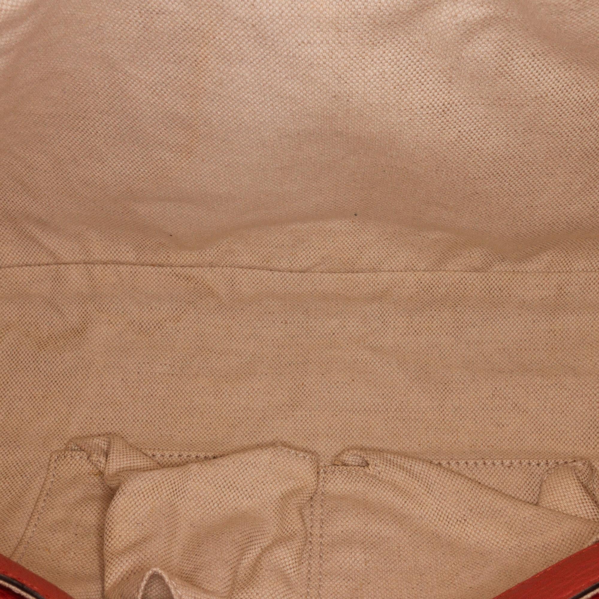 Gucci Medium Bamboo Shopper (SHG-klW7G4)