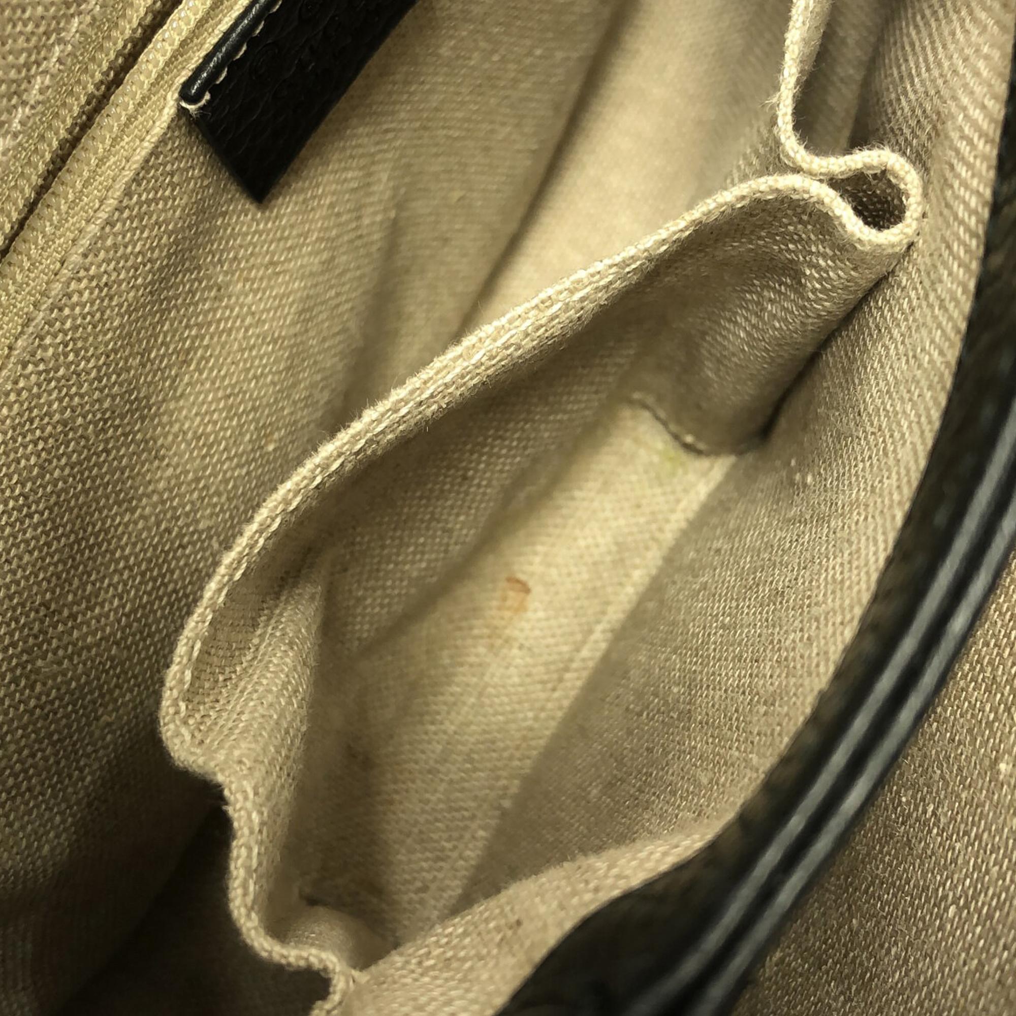 Gucci Medium Dollar Calf Interlocking G Satchel (SHG-q6A9lp)