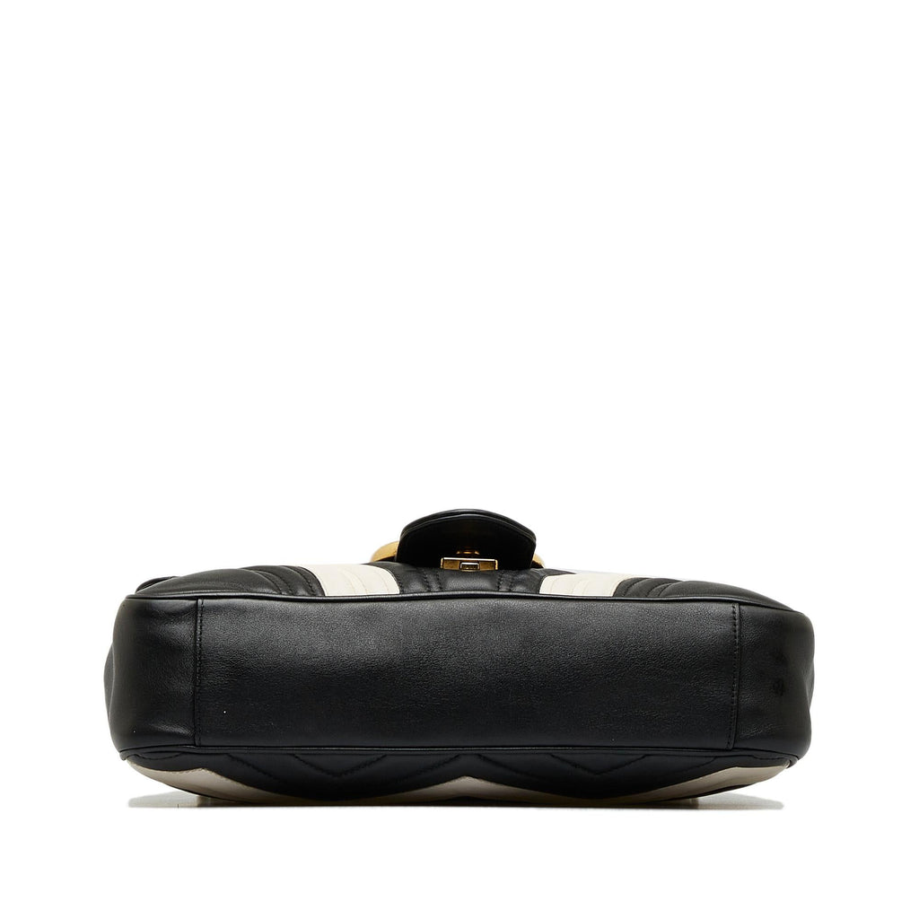 Gucci Medium GG Marmont Matelasse Crossbody Bag (SHG-7JKm0K)