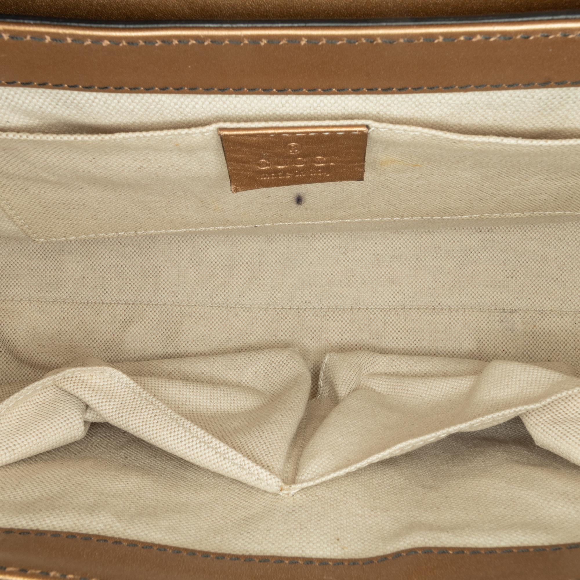 Gucci Medium Guccissima Emily Shoulder Bag (SHG-D1WoFx)