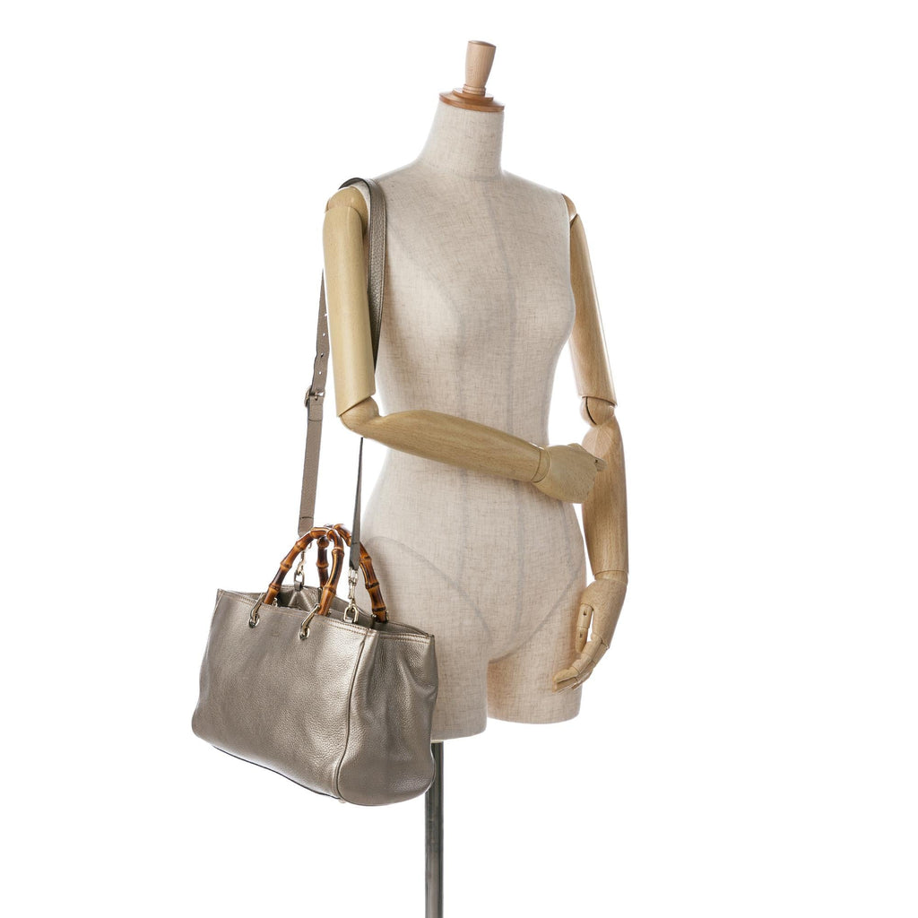 Gucci Medium Leather Bamboo Shopper (SHG-Z5WtXN)
