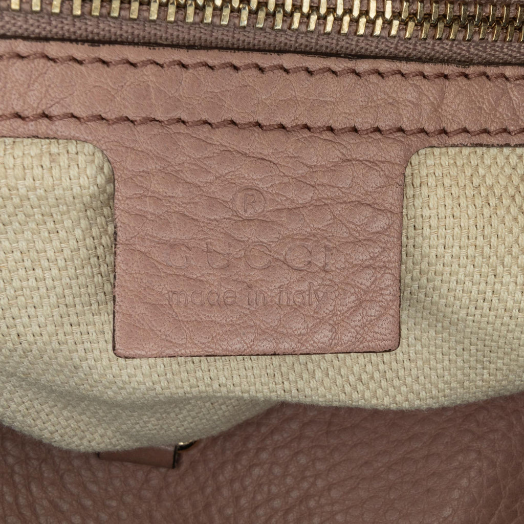 Gucci Medium Leather Soho Chain Tote (SHG-tvx6E5)