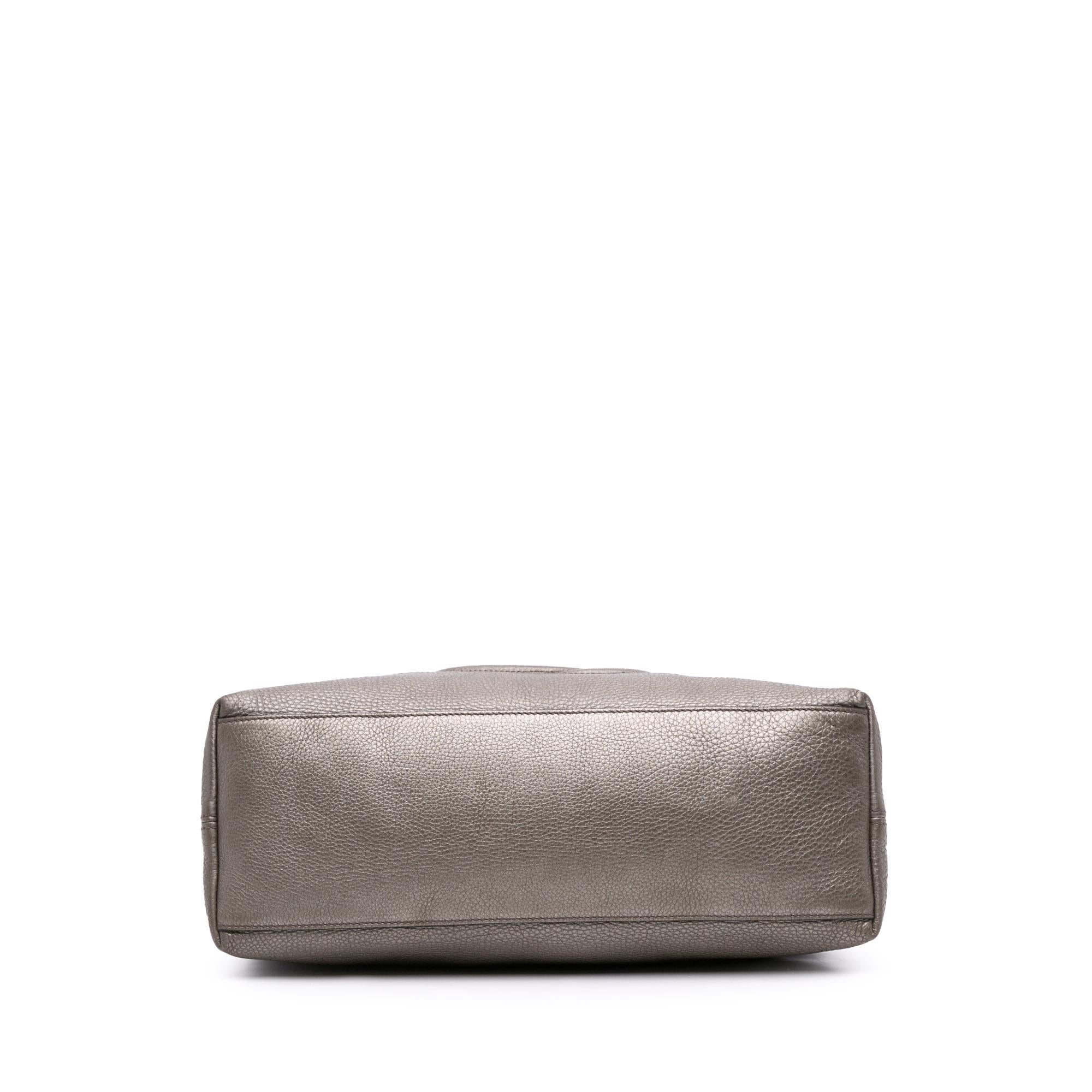 Gucci Medium Leather Soho Chain Tote