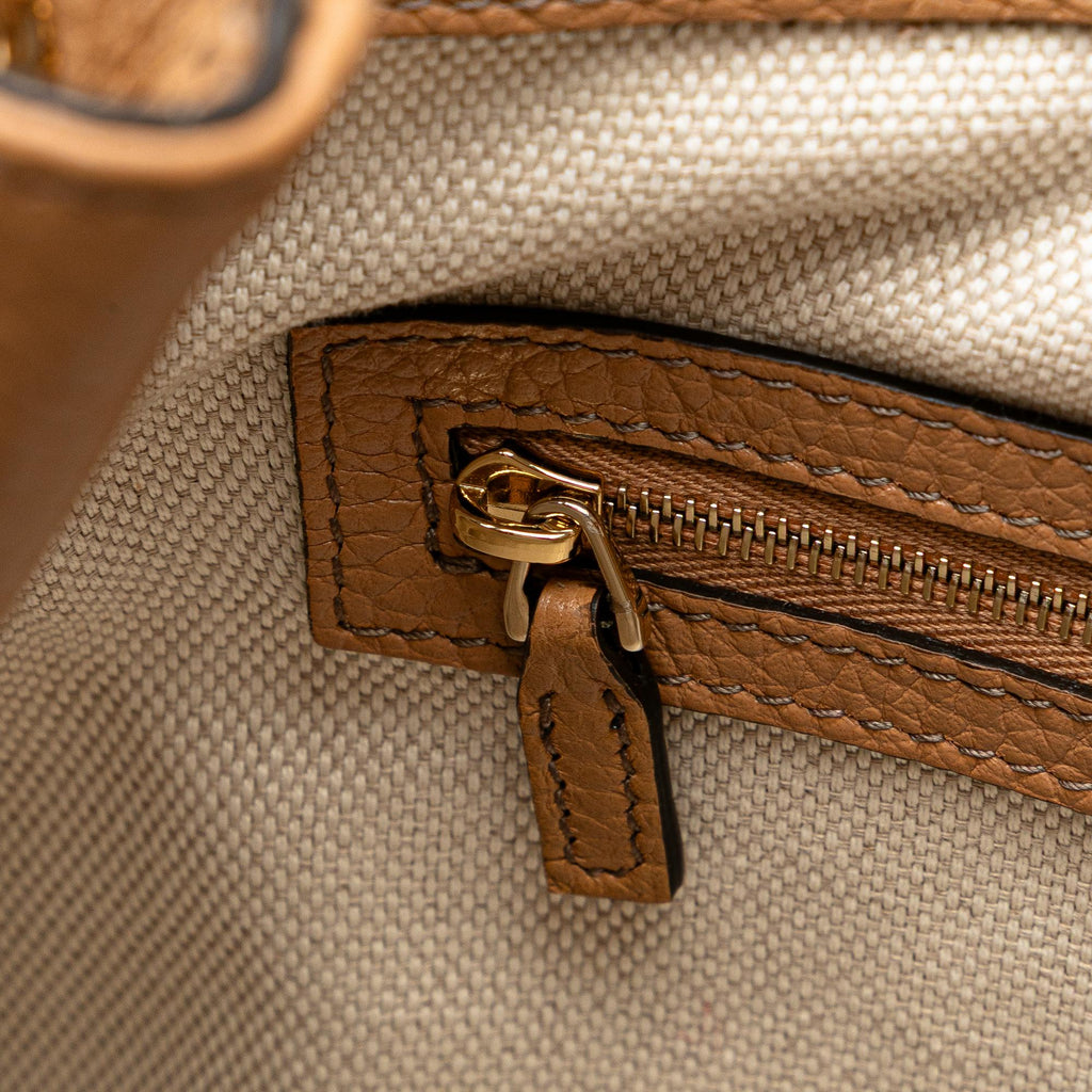 Gucci Medium Leather Soho Chain Tote