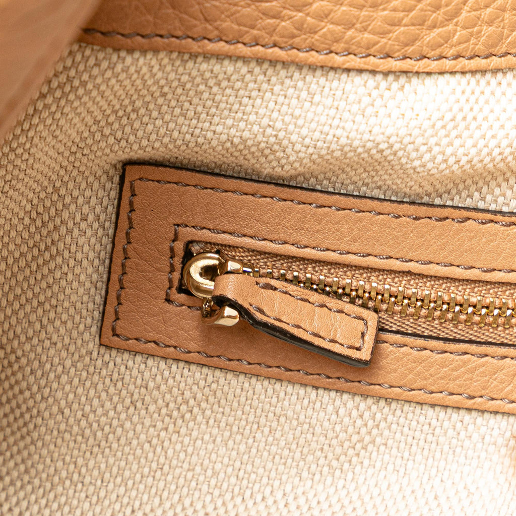 Gucci Medium Leather Soho Chain Tote