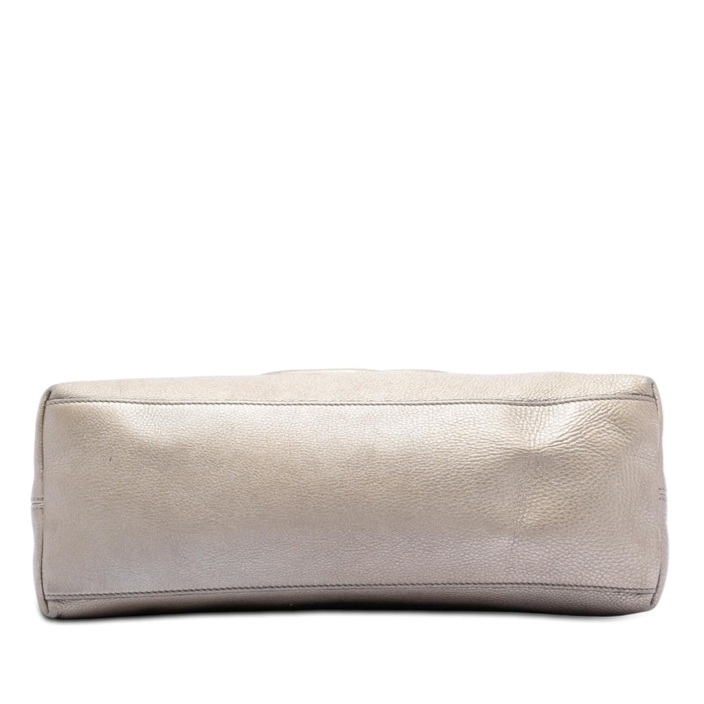 Gucci Medium Metallic Leather Soho Chain Tote