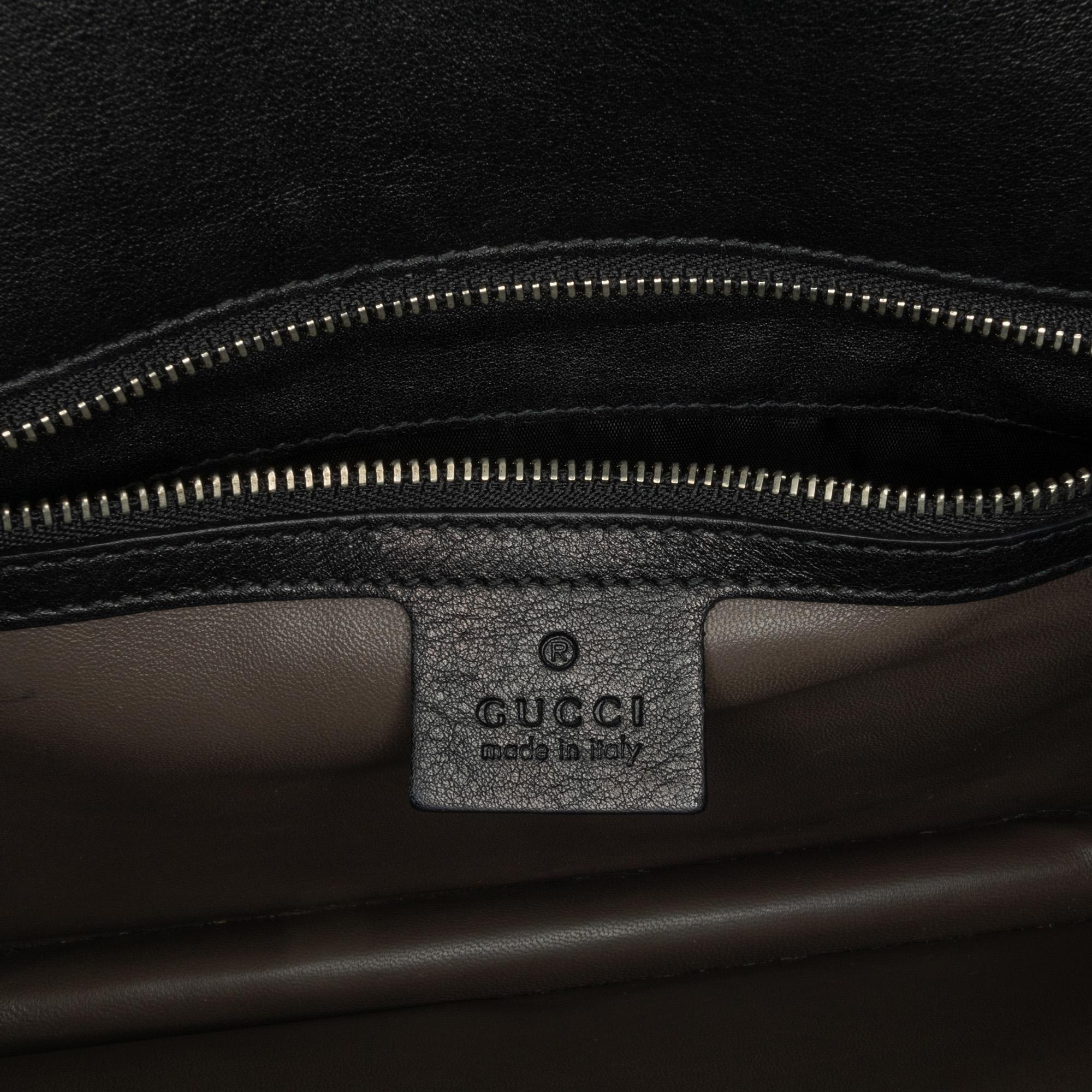 Gucci Medium Patent Dollar Interlocking G Crossbody (SHG-1j0vxX)