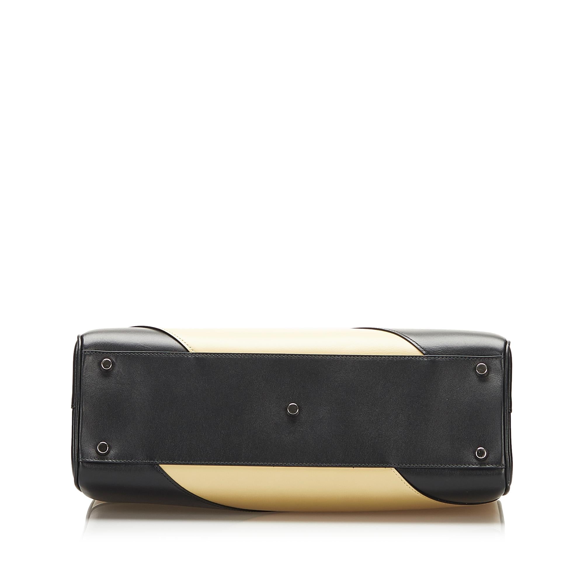 Gucci Medium Zumi Top Handle (SHG-36978)