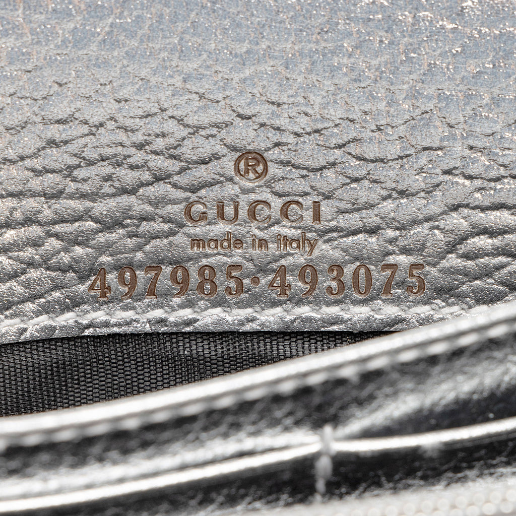 Gucci Metallic Leather GG Marmont Wallet on Chain (SHF-3rKwDE)