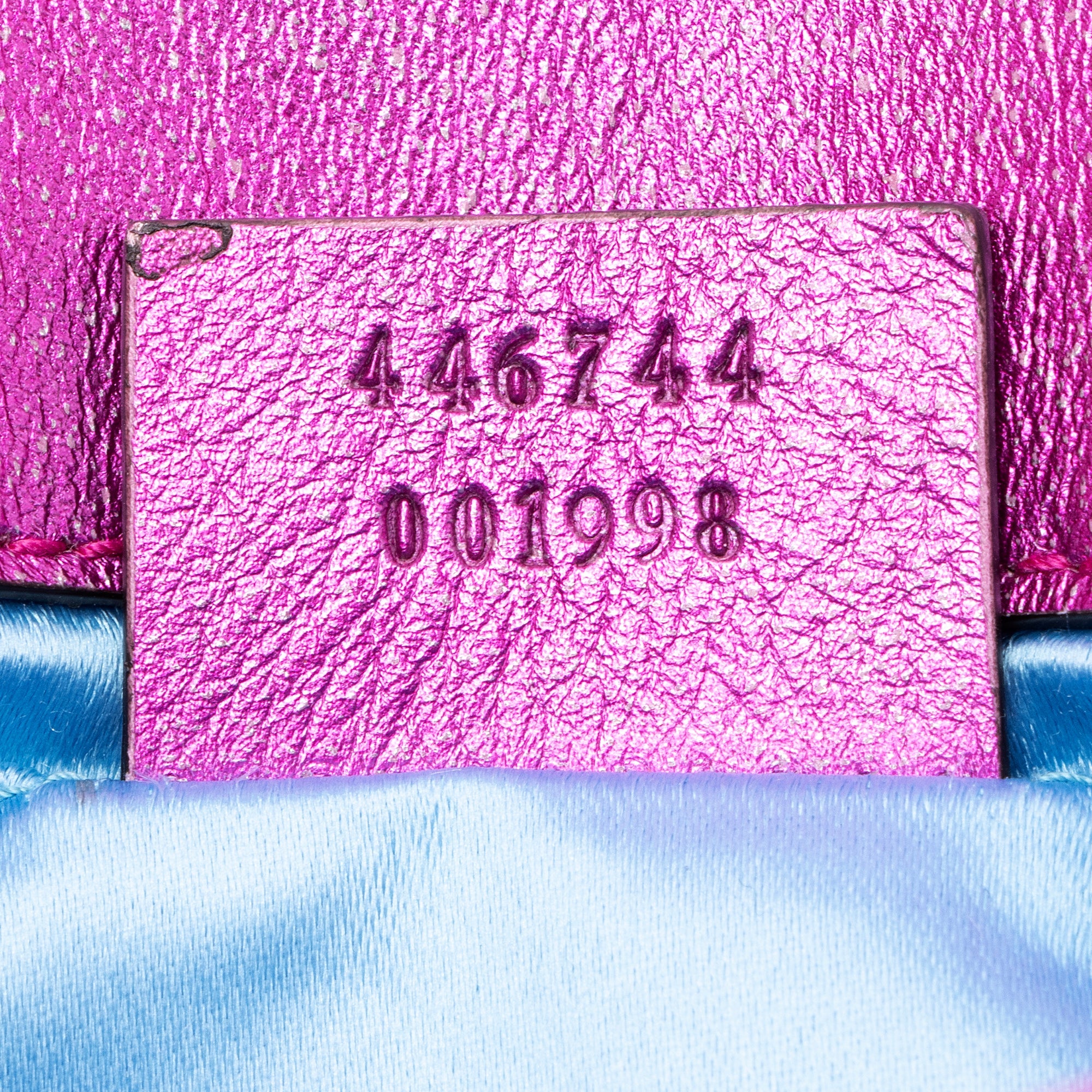 Gucci Metallic Matelasse Leather GG Marmont Mini Shoulder Bag (SHF-22837)